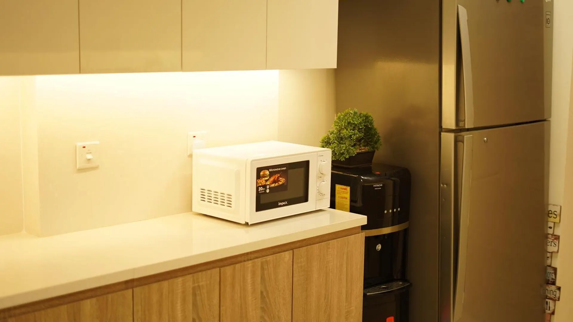 Brown Stone - Mirdif Hills Dubai Airport Appartement 0*,  Verenigde Arabische Emiraten
